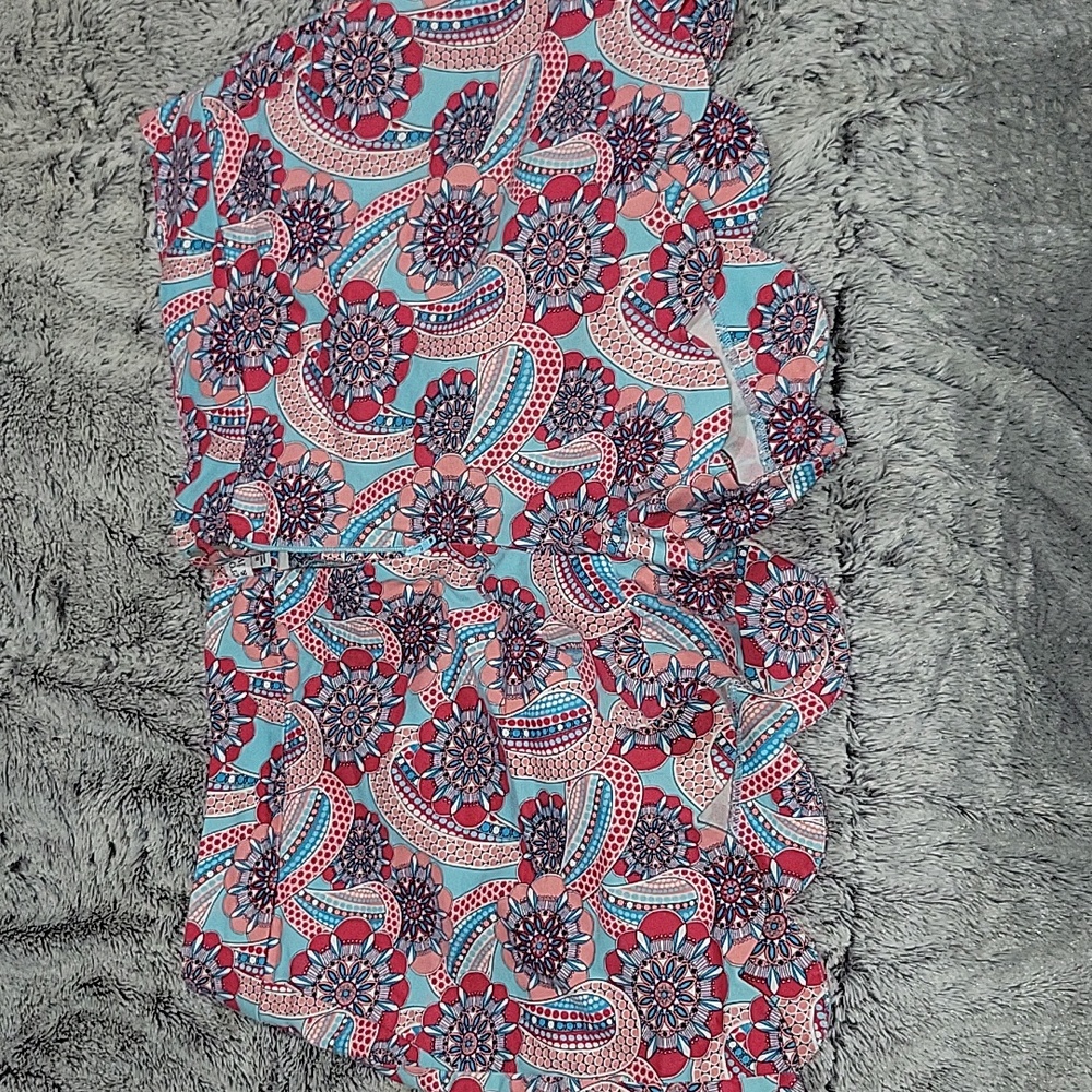 Crown & Ivy Shorts